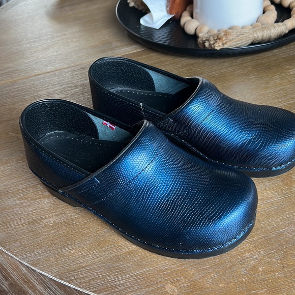 Sanita clogs size 40 Navy. Danish design signature. Nursing clog - Picture 5 of 7
